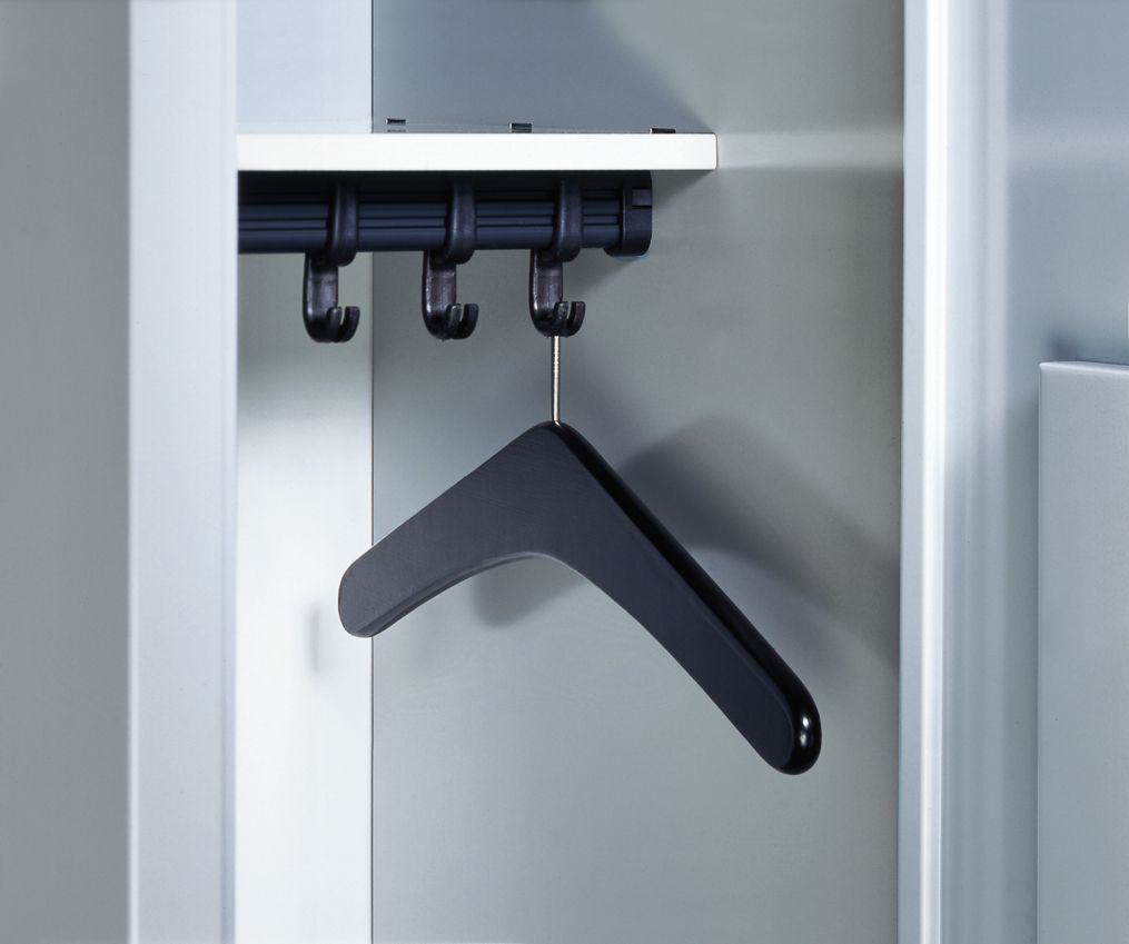 Innenbereich vom Gaderobenschrank