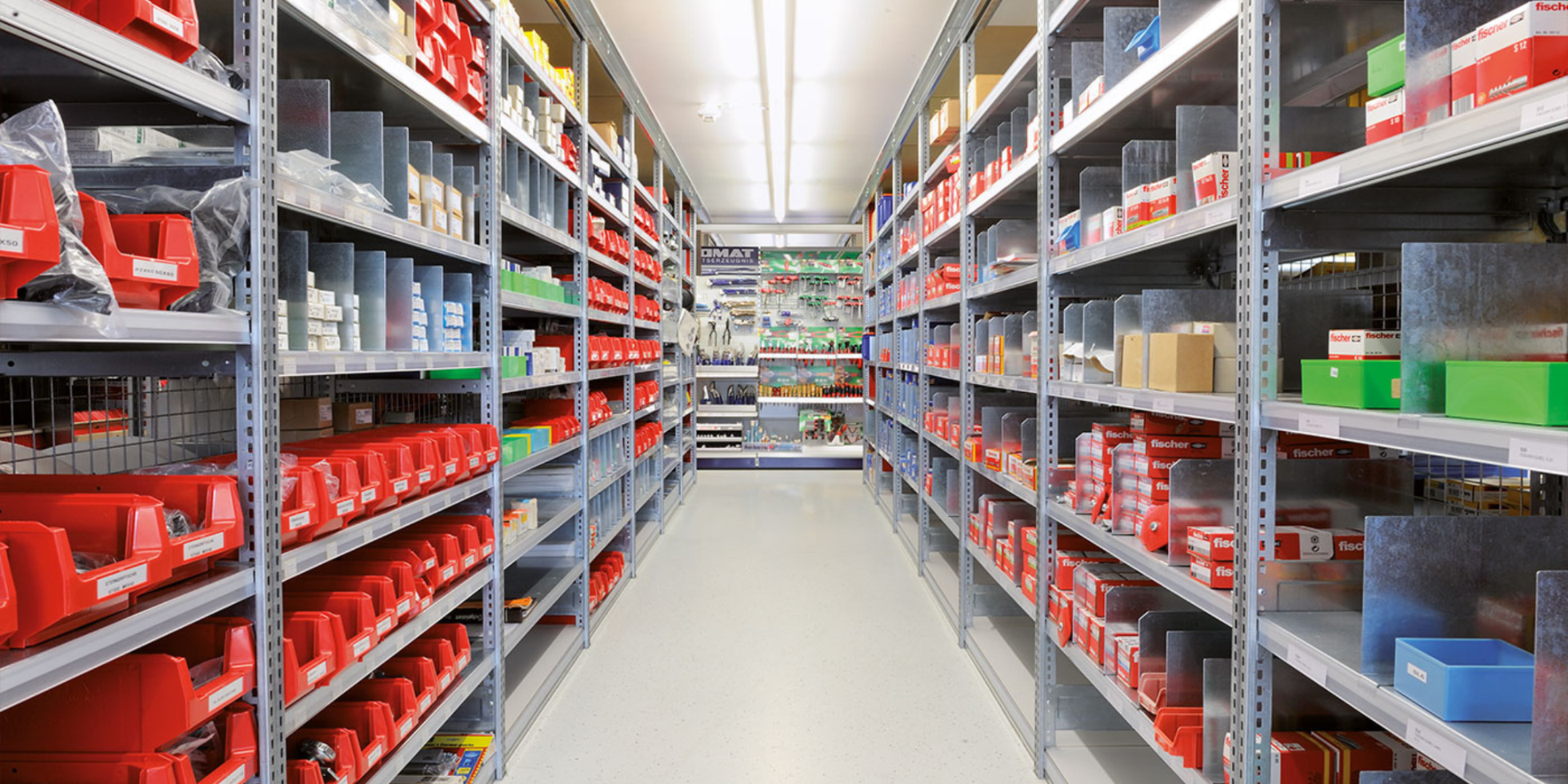 Fachbodenregale und Lagerregale